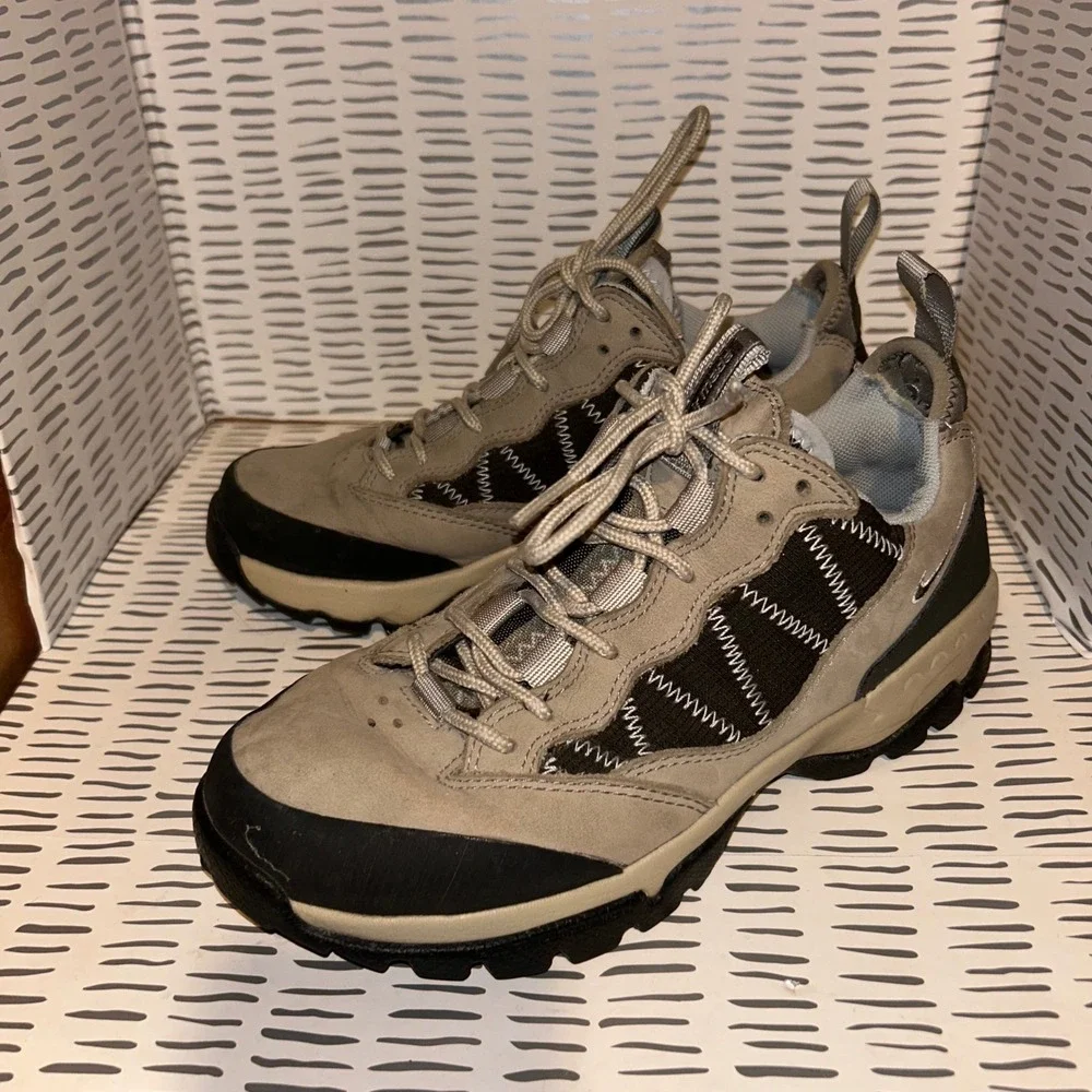 Nike ACG Air Mada Vintage Brown Yellow 2004 Size M‎ 7 W 8.5 Hiking Unisex